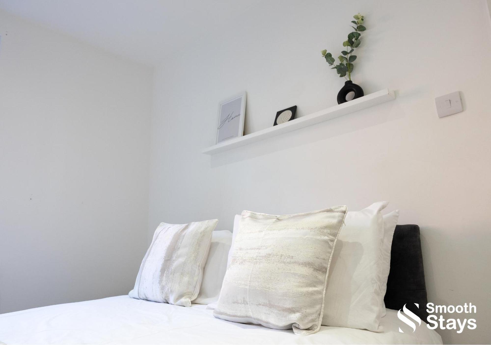 One Bedroom Apartment At Smooth Stays Short Lets & Serviced Accommodation Preston With Parking Near Train Station Exteriér fotografie